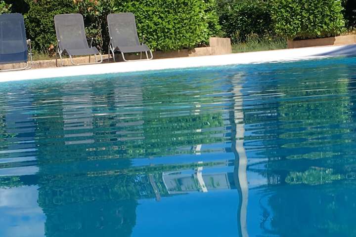 Hotel Pool