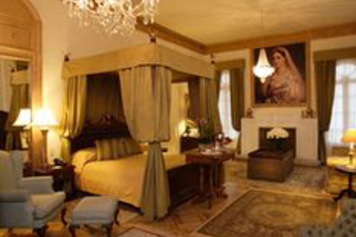Room 12 of 31