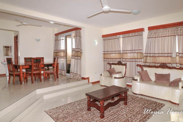 Room 95 of 190