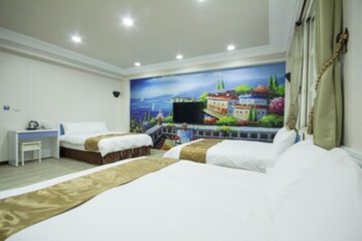 Room 26 of 39