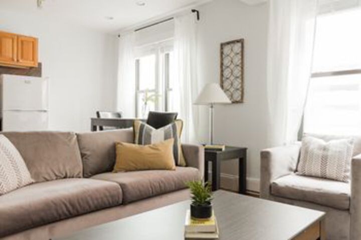 Simple 1BR in Theater District by Sonder