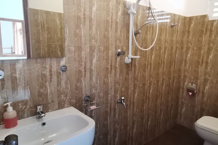 Room 45 of 151