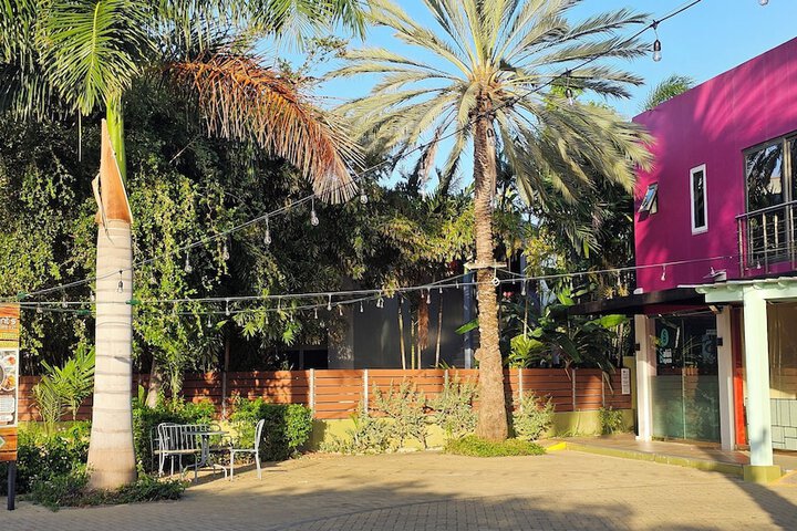Hotel Exterior 67 of 68