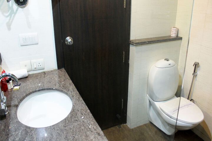 Room 14 of 14
