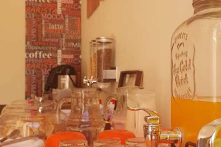 Breakfast/Coffee Service 27 of 37