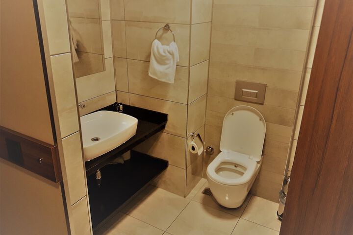 Room 14 of 20