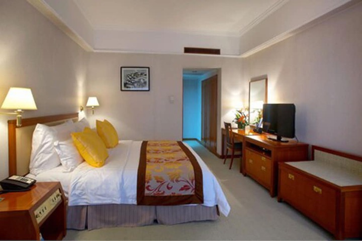 Room 21 of 45