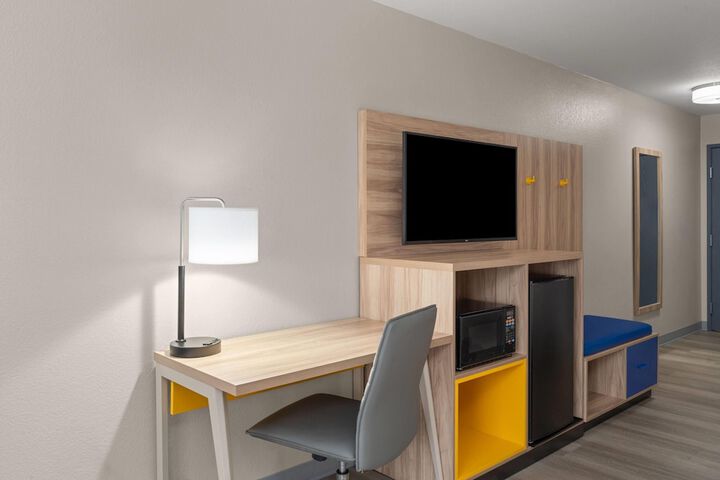Room 26 of 68