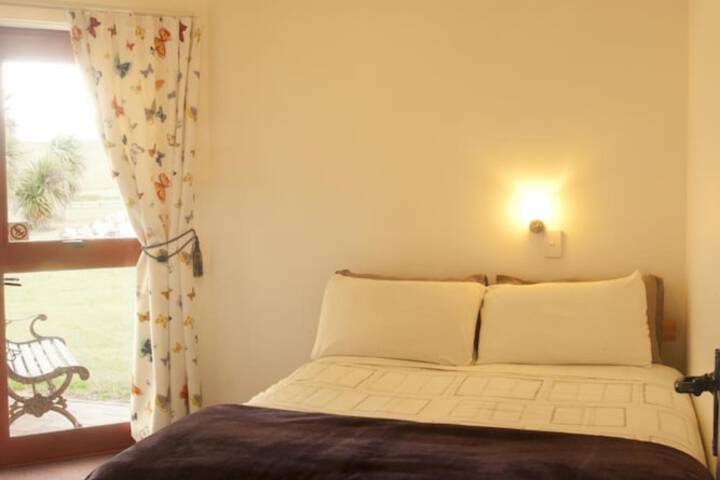 Room 7 of 36