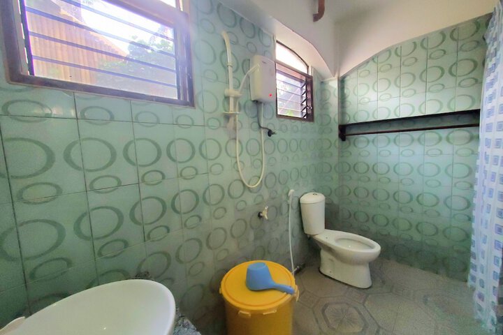 Room 90 of 162