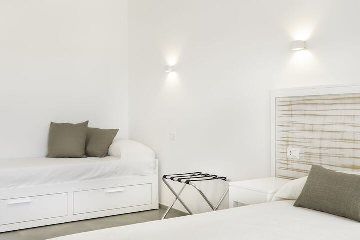 Room 8 of 58
