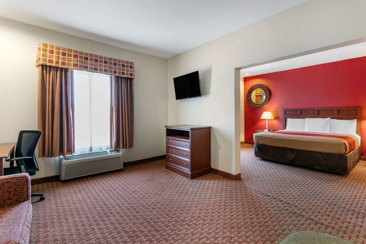 Room 11 of 23