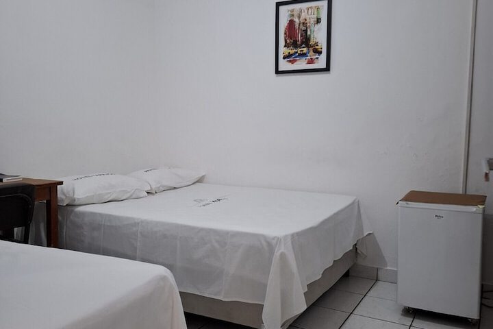 Room 13 of 34