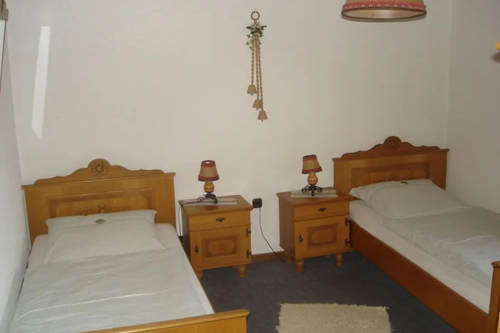 Room 3 of 12