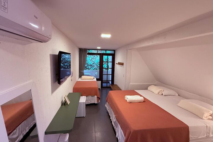 Room 34 of 81