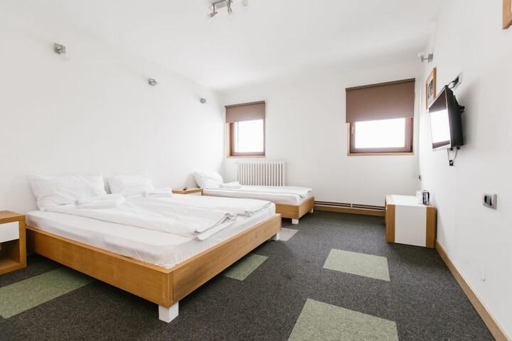 Room 29 of 62