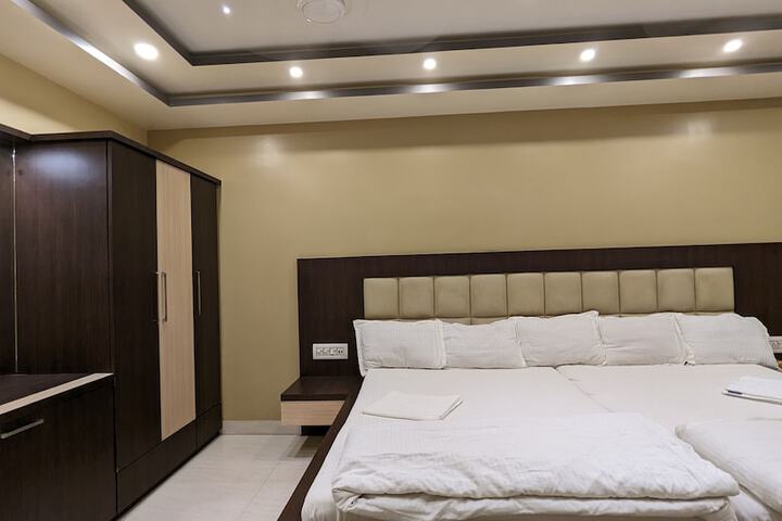 Room 71 of 150