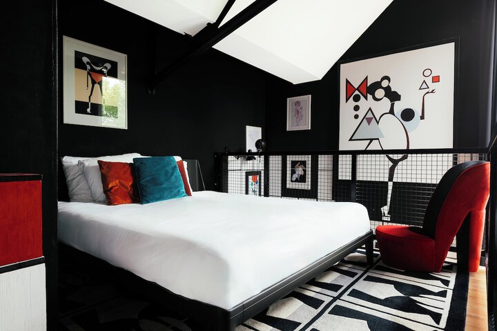 Room 36 of 51