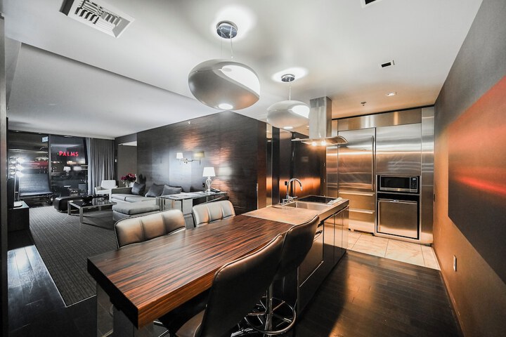 Room 333 of 484