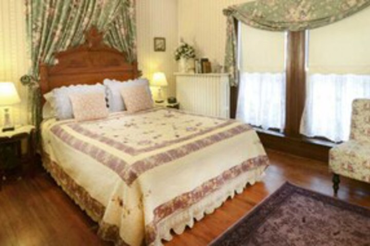 Room 8 of 20