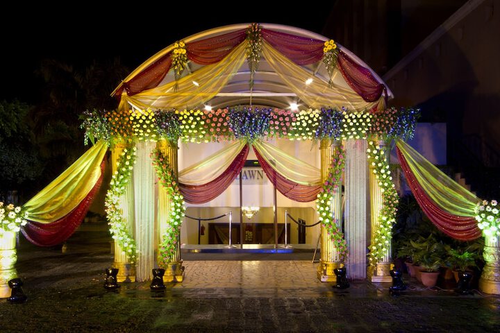 Ballroom/Hall 64 of 70