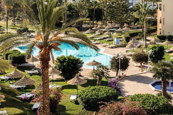 Pools & Facilities