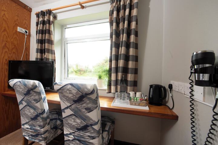 Room 12 of 62