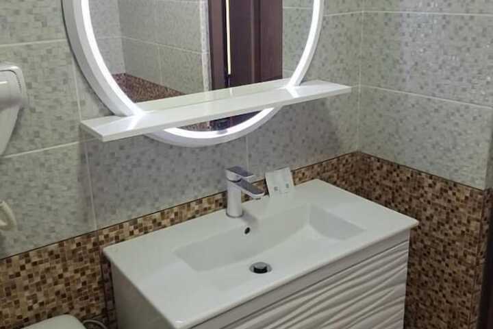 Room 42 of 73