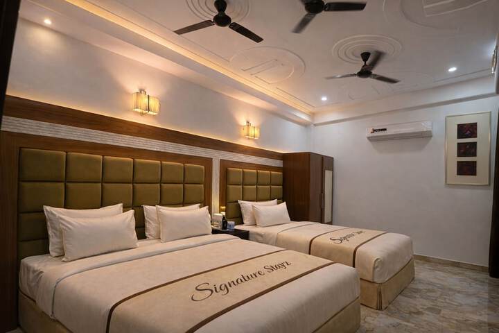 Room 10 of 29