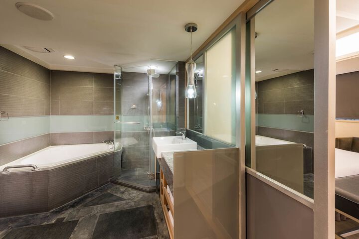 Clean Restrooms
