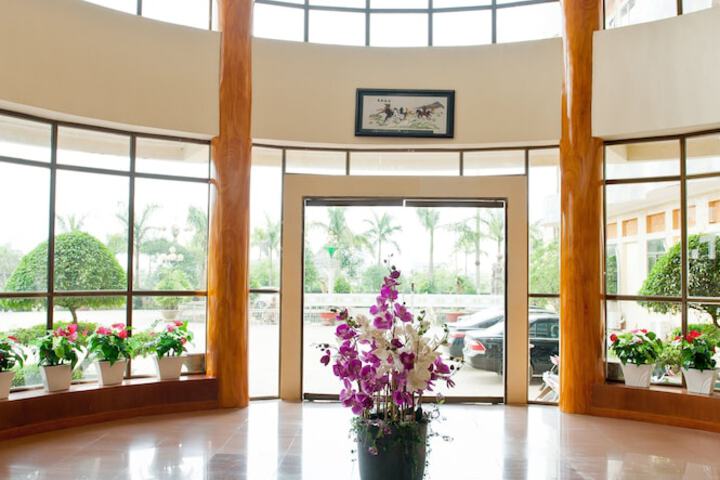 Hotel Interior 5 of 99