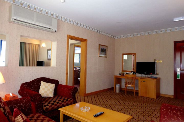 Room 40 of 71