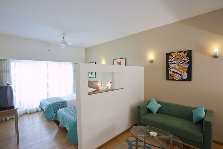Room 6 of 47