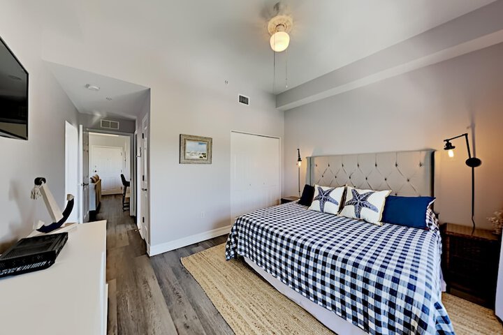 Room 92 of 132