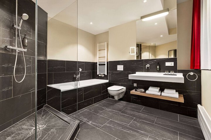 Bathroom Interior Photo