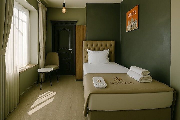 Room 15 of 54