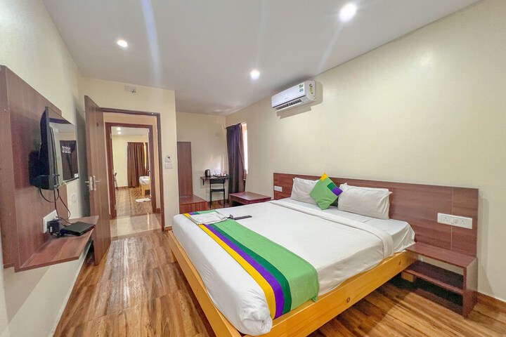 Room 3 of 22