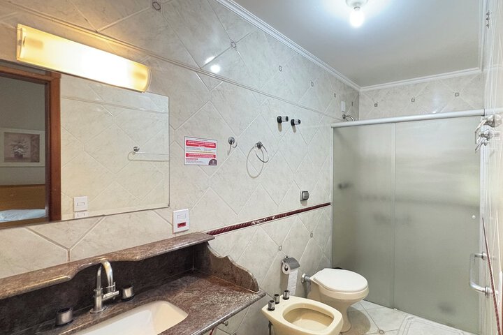 Room 53 of 68