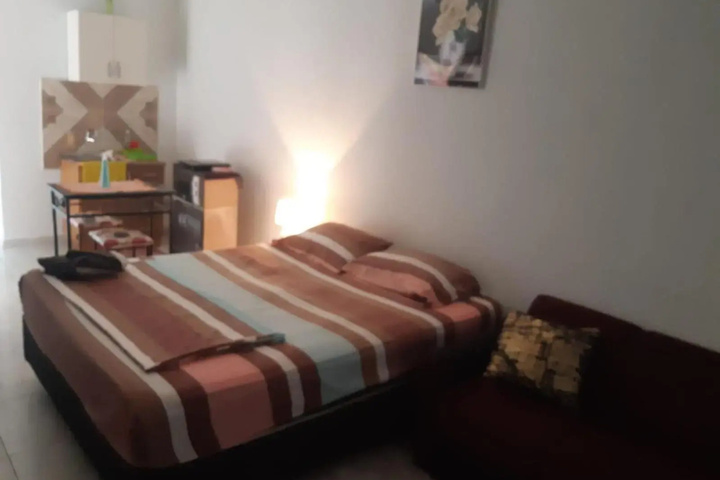 Room 4 of 11
