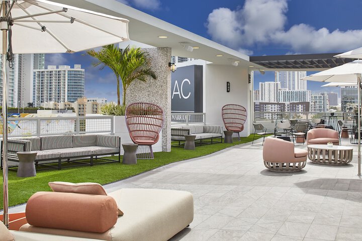Sundeck