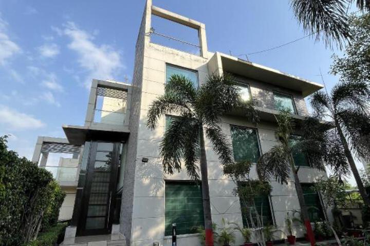 YUHI MANSIONS a Boutique Hotel
