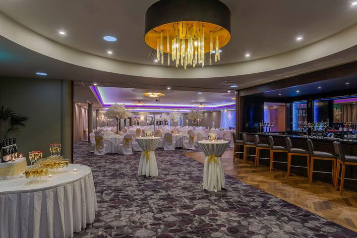 Wedding/Banquet 34 of 44