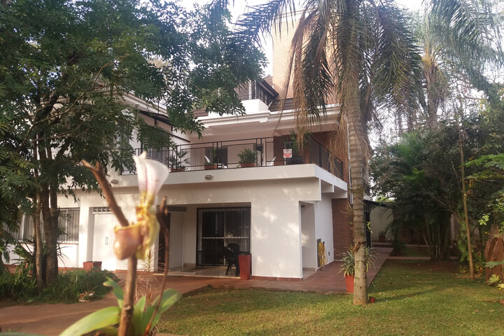 Cottage Hotel