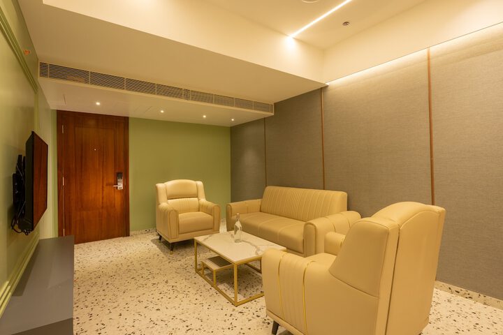 Room 20 of 38