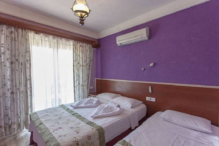 Room 5 of 15
