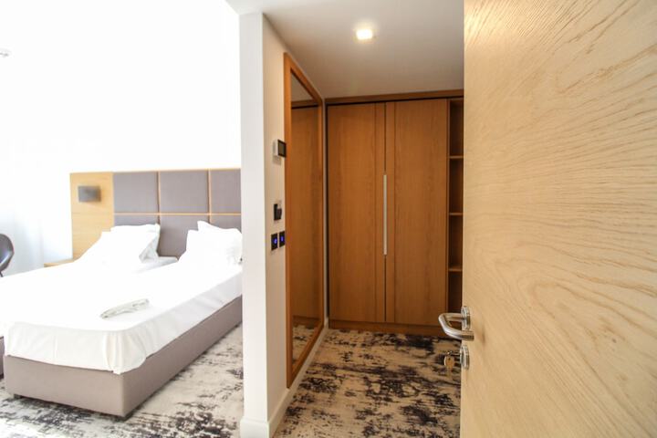 Room 8 of 54