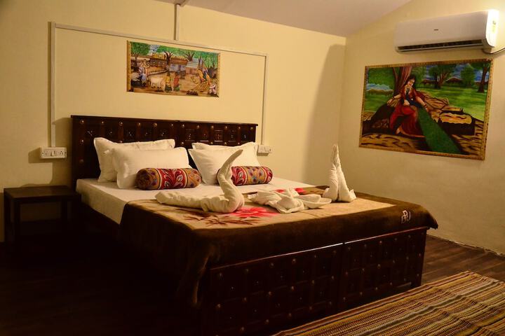 Room 15 of 50