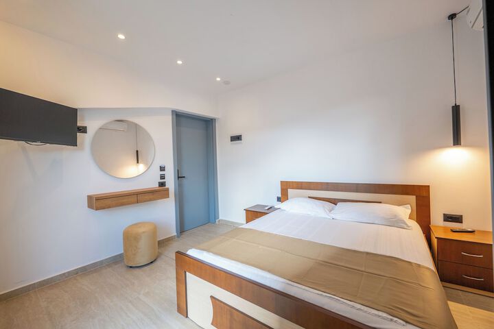 Room 21 of 74