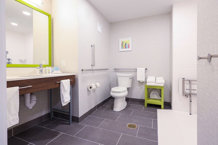 Bathroom shower