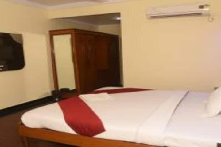 Room 11 of 40